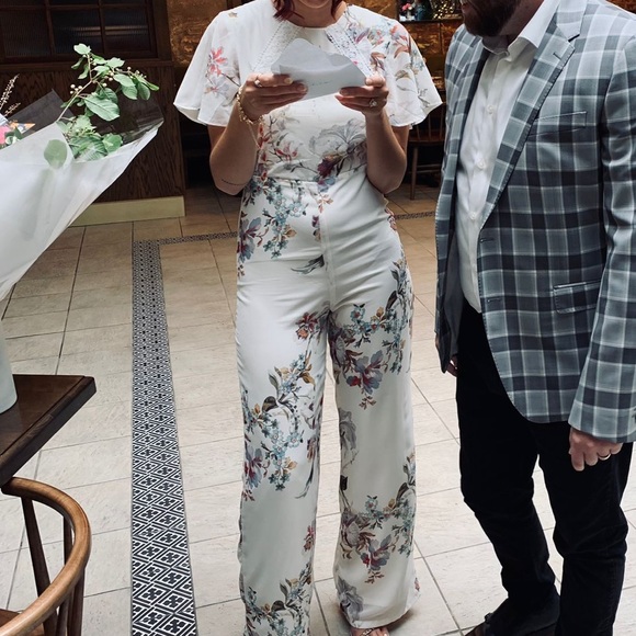 Open back floral jumpsuit - Picture 4 of 7